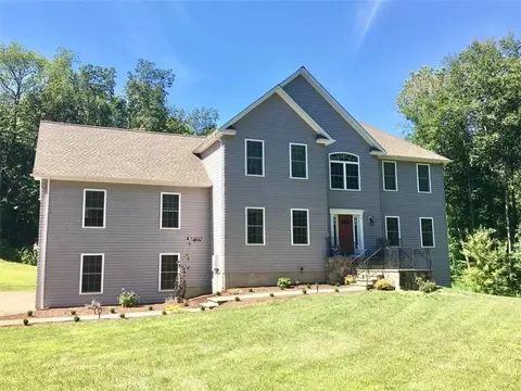 1318 Monroe Tpke, Monroe, CT 06468 photo 1