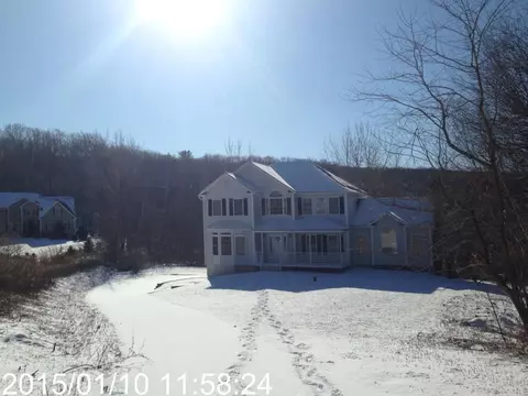 49 Mesa Dr, Bethany, CT 06524 photo 1