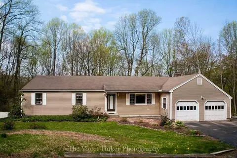 111 Old Zoar Rd, Monroe, CT 06468 photo 1