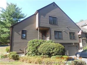 8 Fallsbrook Cir, Monroe, CT 06468 photo 1