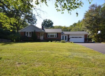 59 Knorr Rd, Monroe, CT 06468 photo 1