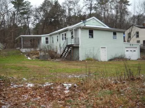 5 May St, Plainfield, CT 06374 photo 1