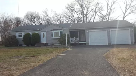 12 Creston Rd, Windsor Locks, CT 06096 photo 1