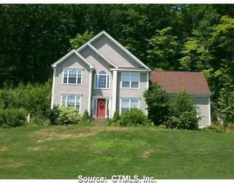 Undisclosed, Hamden, CT 06518 photo 1