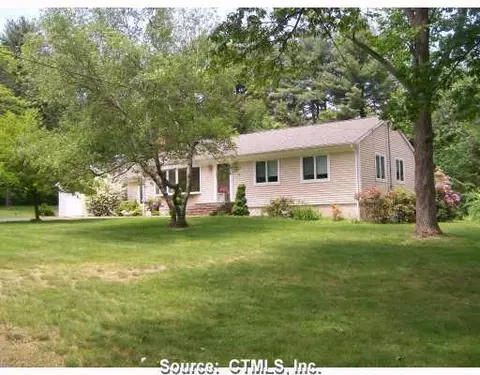 Undisclosed, Trumbull, CT 06611 photo 1