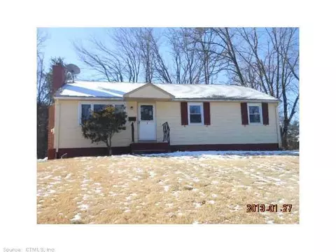 5 Spruce St, Bloomfield, CT 06002 photo 1