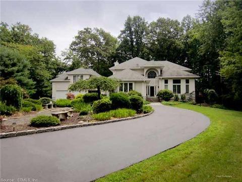 75 Meadow Rd, Trumbull, CT 06611 photo 1