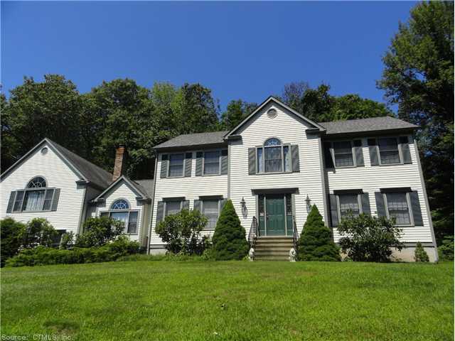 27 Woods Row, Monroe, CT 06468 photo 1