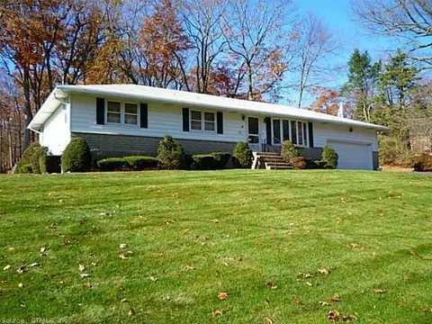 1342 Shepard Ave, Hamden, CT 06518 photo 1