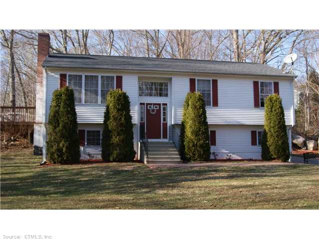 3 Ferry View Dr, Gales Ferry, CT 06335 photo 1