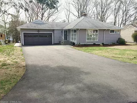 22 Bailey St, Trumbull, CT 06611 photo 1