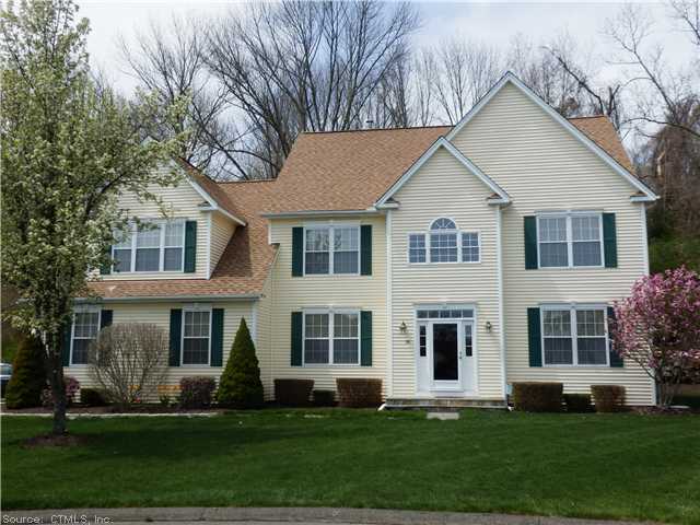 20 Aspetuck Ln, Monroe, CT 06468 photo 1