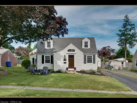 54 Belcher Rd, Wethersfield, CT 06109 photo 1