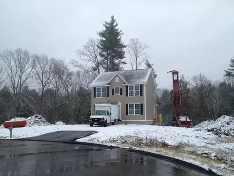 74 Brookside Dr, Killingly, CT 06241 photo 1