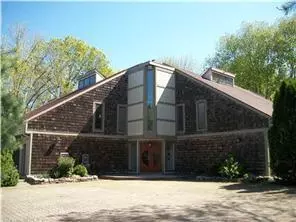 18 Bailey Hts, Norwich, CT 06360 photo 1