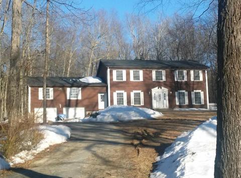 344 Lathrop Rd, Plainfield, CT 06374 photo 1