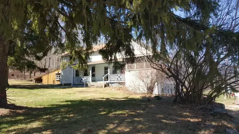 51 Plainfield Rd, Plainfield, CT 06354 photo 1