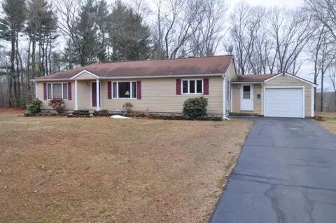 397 Green Hollow Rd, Killingly, CT 06239 photo 1