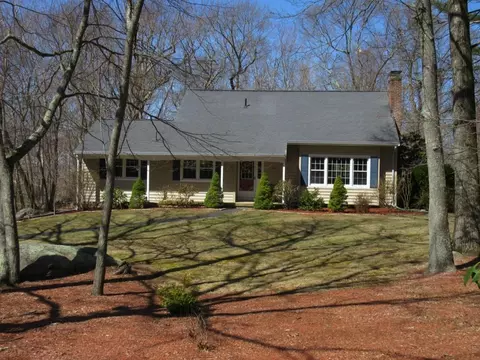 30 Eagle Ridge Dr, Gales Ferry, CT 06335 photo 1