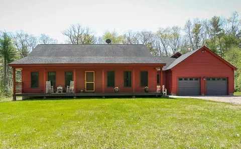 48 Lens Ave, Killingly, CT 06241 photo 1