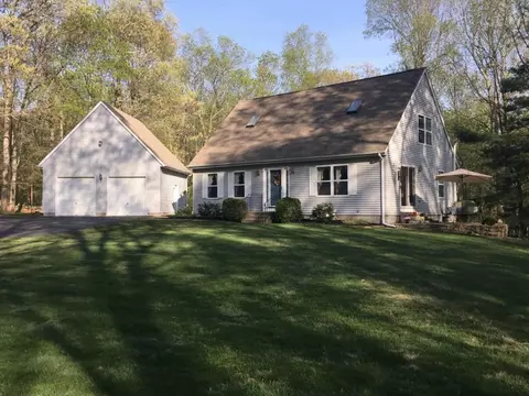 321 Dow Rd, Plainfield, CT 06374 photo 1