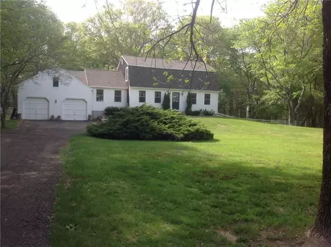 19 Fanning Rd, Ledyard, CT 06339 photo 1