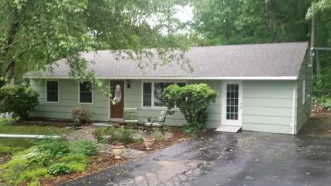 1 Whitewood Ln, Ledyard, CT 06339 photo 1