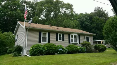 7 Country Acres Park, Killingly, CT 06241 photo 1