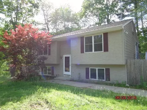 7 Thompson Pike, Killingly, CT 06241 photo 1