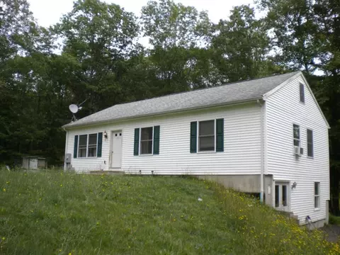 228 Spaulding Rd, Plainfield, CT 06374 photo 1