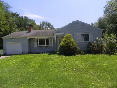 15 Bow Ln, Griswold, CT 06351 photo 1