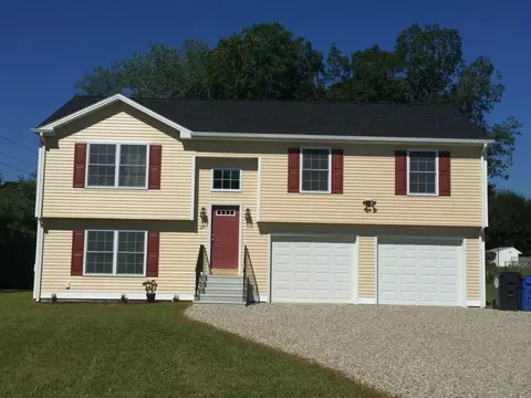 10 Brookside Dr, Plainfield, CT 06374 photo 1
