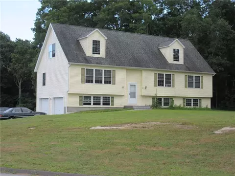 2 Applewood Dr, Ledyard, CT 06339 photo 1