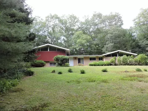 146 Cranberry Bog Rd, Killingly, CT 06239 photo 1