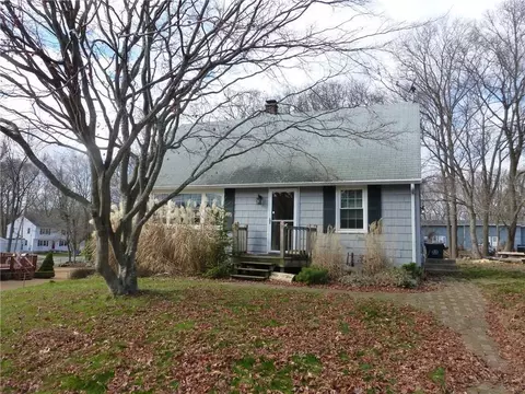 13 Garden Dr, Gales Ferry, CT 06335 photo 1