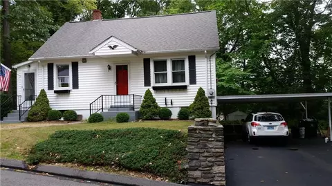 1 Herbert Ln, Norwich, CT 06360 photo 1