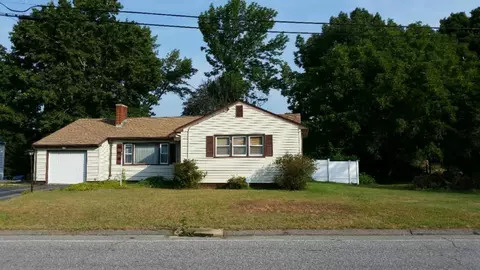 16 Gallup St, Plainfield, CT 06374 photo 1