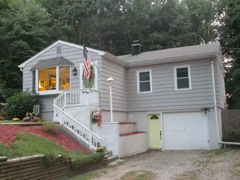 6 Thamesview Pentway Pentway, Gales Ferry, CT 06335 photo 1