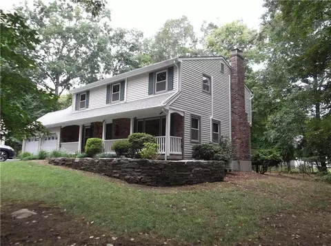 25 Osprey Dr, Gales Ferry, CT 06335 photo 1