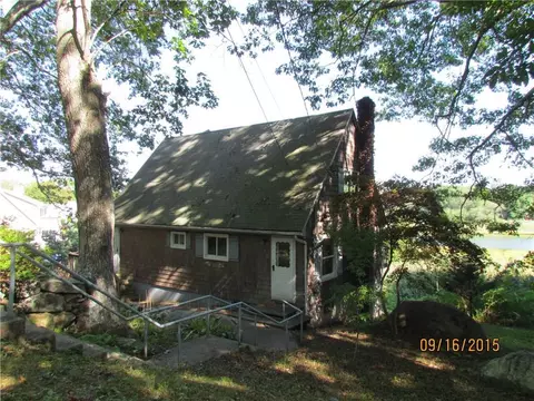 12 Brainerd Rd, Niantic, CT 06357 photo 1