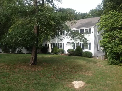 8 Park Pl, Niantic, CT 06357 photo 1