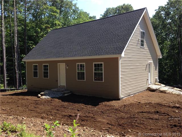 290 Phoenixville Rd, Chaplin, CT 06235 photo 1