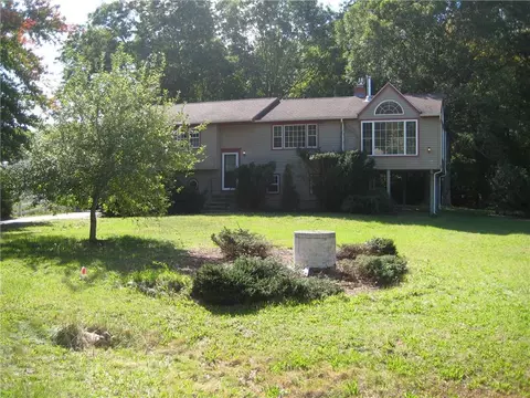 145 Green Meadow Dr, Westbrook, CT 06498 photo 1