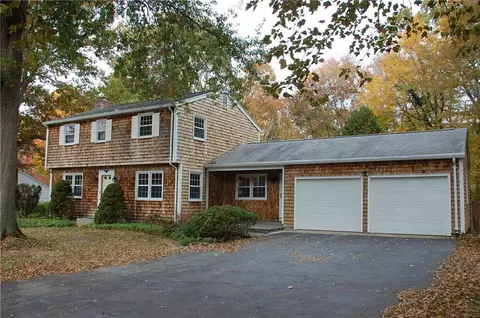 46 Laurel Hill Dr, Niantic, CT 06357 photo 1