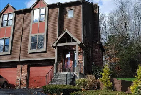 213 W Town St #C11, Norwich, CT 06360 photo 1