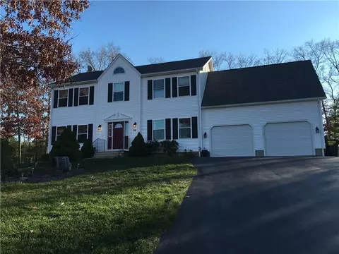 56 Deerwood Dr, Killingly, CT 06239 photo 1