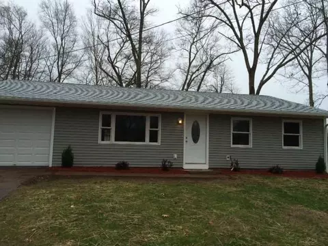 3 Sachem Ln, Ledyard, CT 06339 photo 1