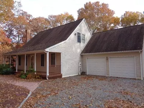 311 Hampton Rd, Chaplin, CT 06235 photo 1