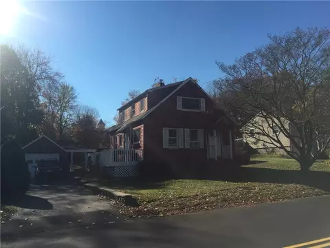 81 Hope St, Niantic, CT 06357 photo 1