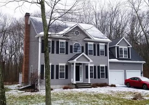23 Strawberry St, Lisbon, CT 06351 photo 1